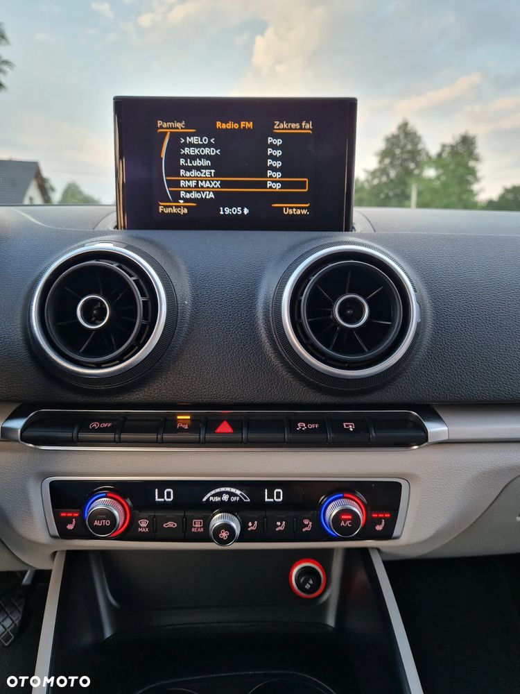 Audi A3 Sportback - 16