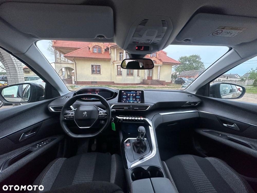 Peugeot 3008 - 11