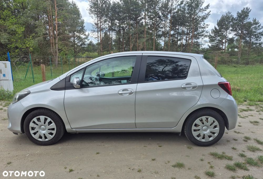 Toyota Yaris 1.33 Premium - 5