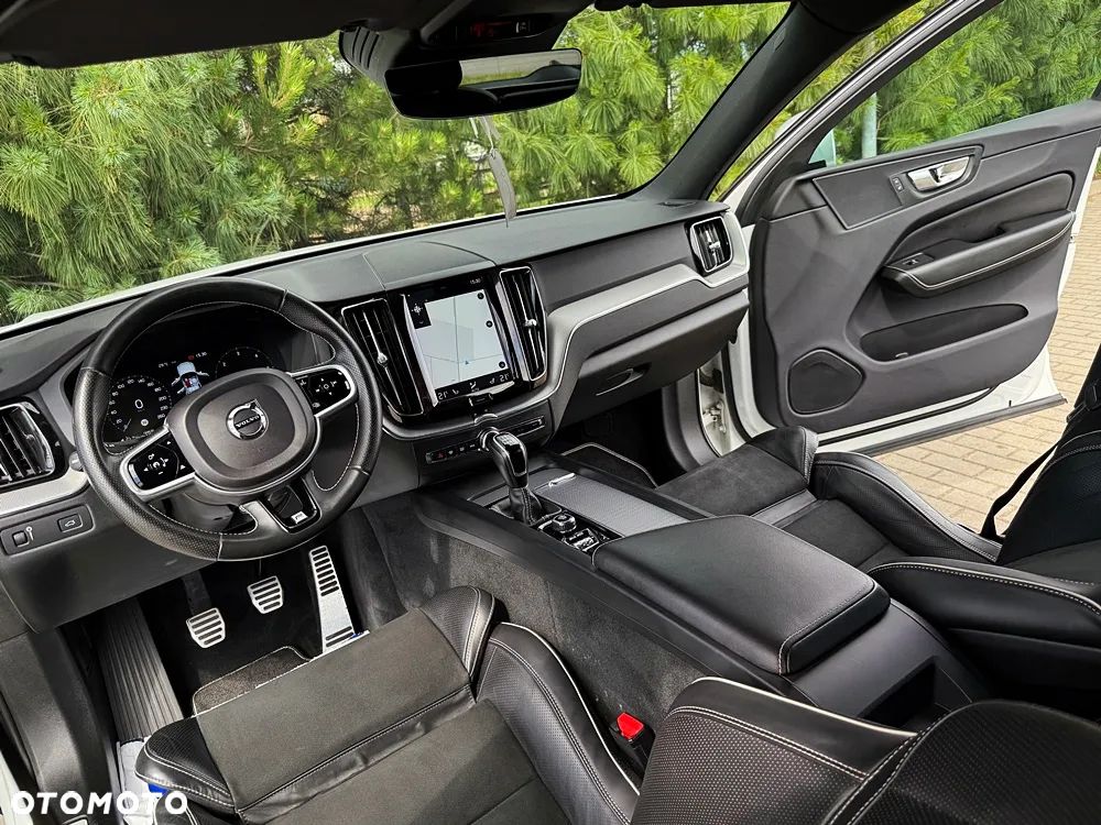 Volvo XC 60 D3 R-Design - 5
