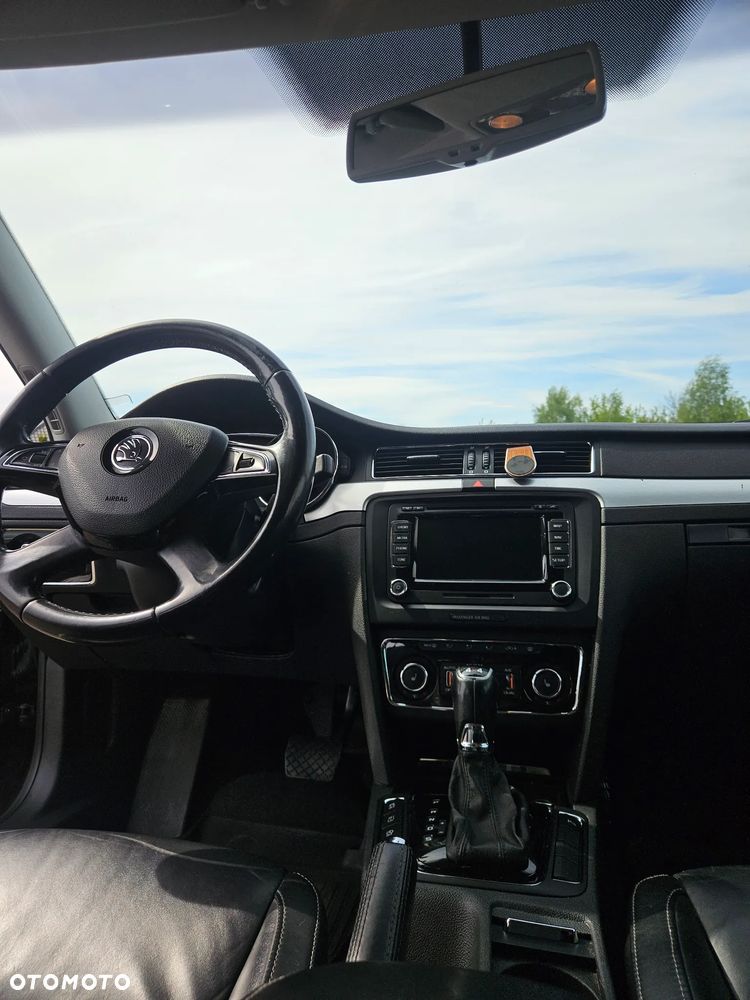 Skoda Superb 2.0 TDI 4x4 Business DSG - 18