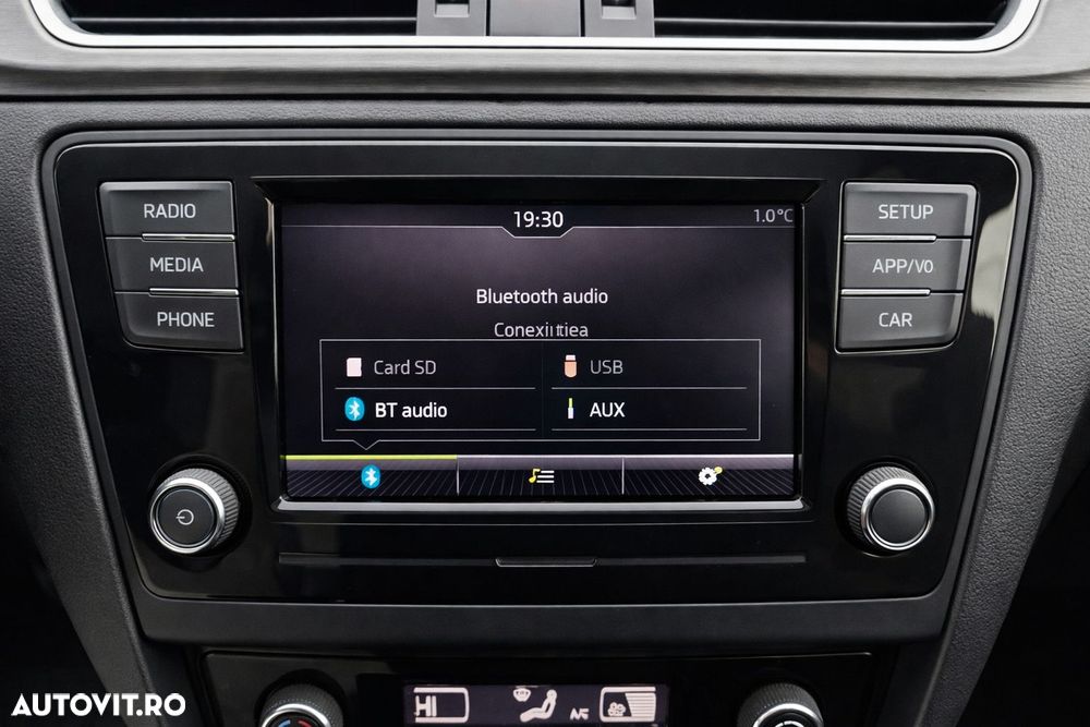 Skoda RAPID 1.0 TSI Style - 16