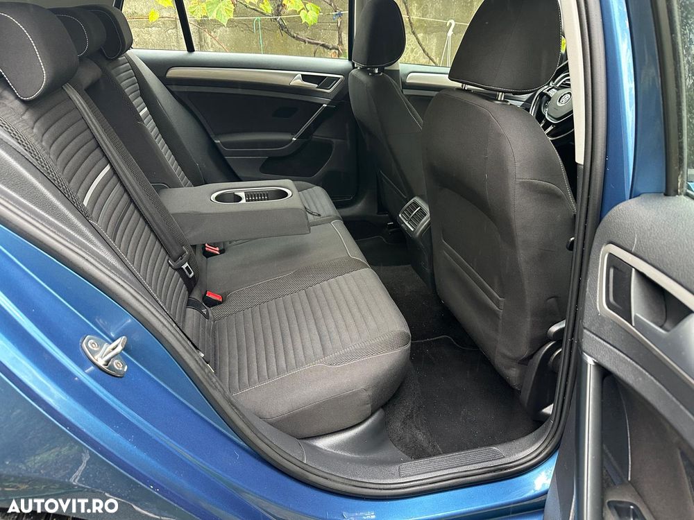 Volkswagen Golf 1.6 TDI BlueMotion Technology DSG Lounge - 9