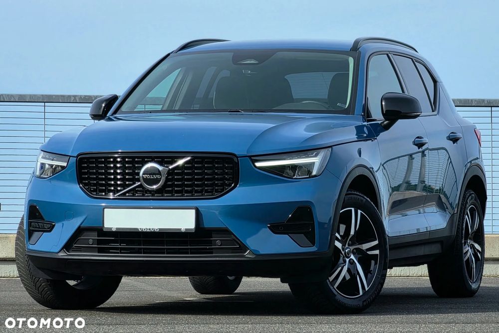 Volvo XC 40 B4 AWD Ultimate Dark - 12