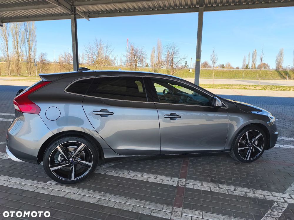 Volvo V40 D3 Geartronic Summum - 14