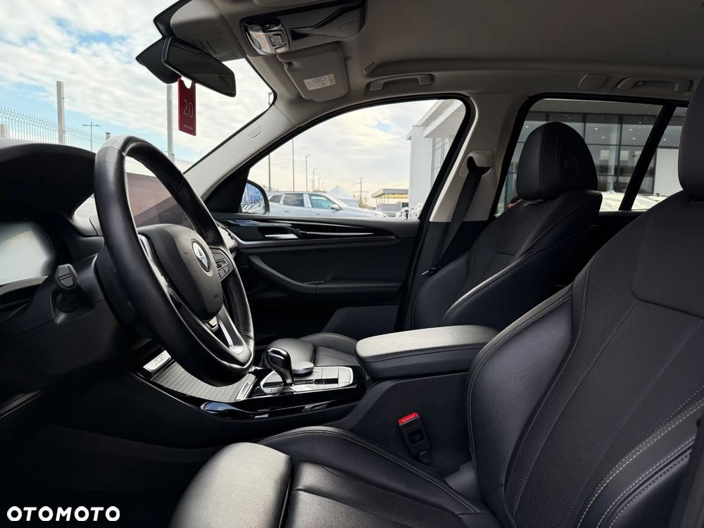 BMW X3 xDrive20d - 24