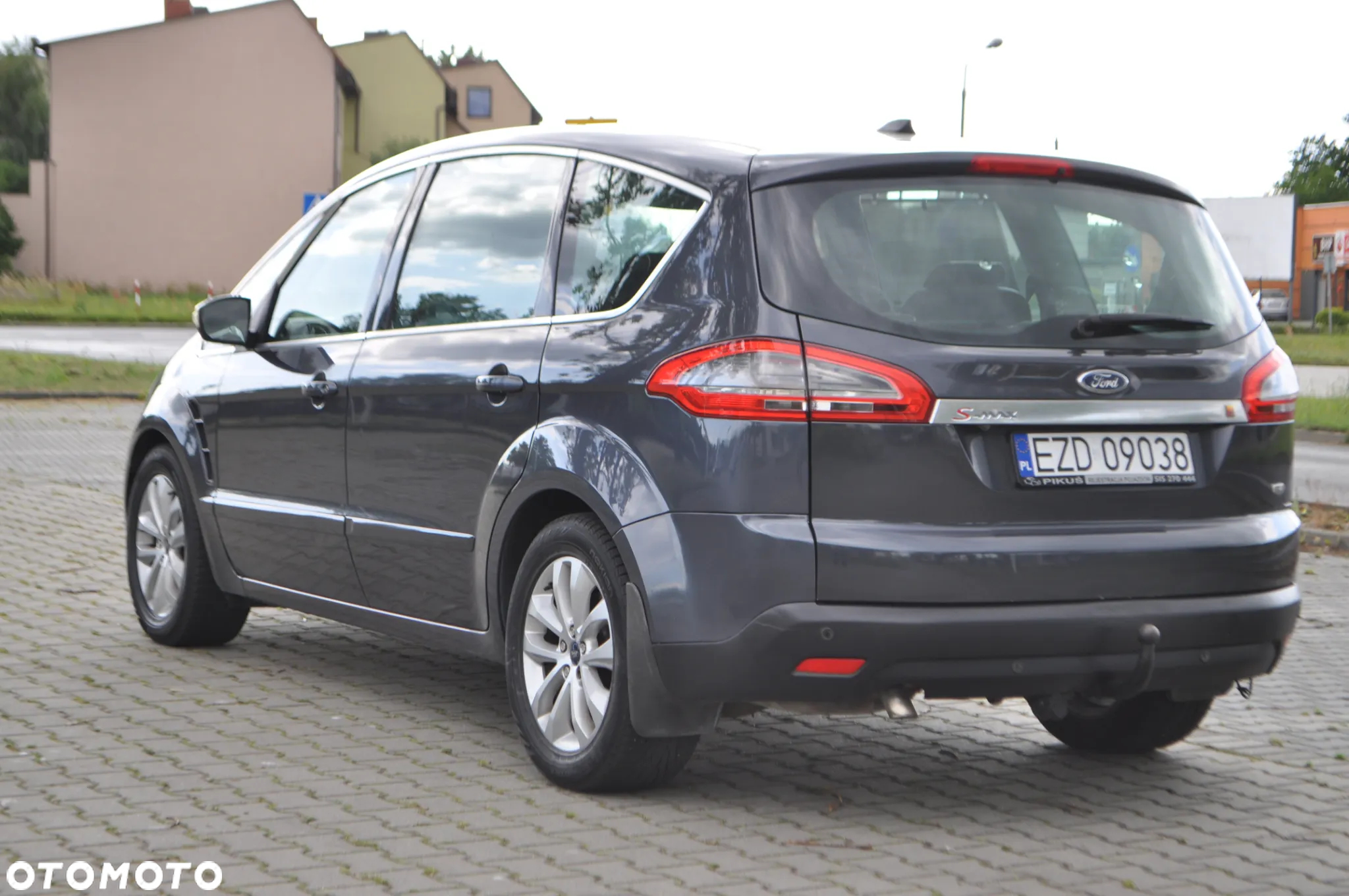Ford S-Max 2.0 TDCi Titanium - 11