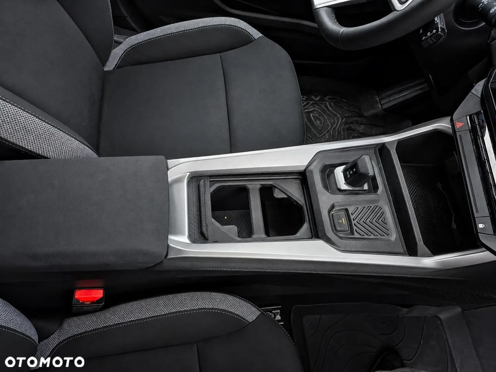 Dacia Bigster 1.8 Full Hybrid 155 Journey MMT - 17