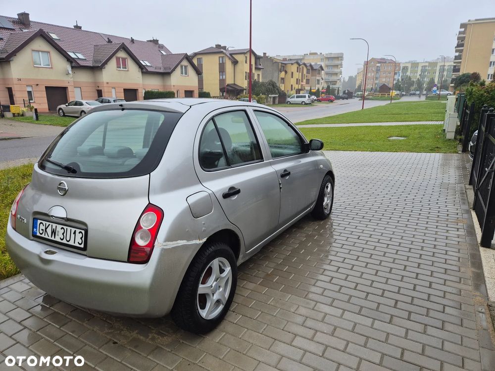 Nissan Micra 1.2 Visia + - 6