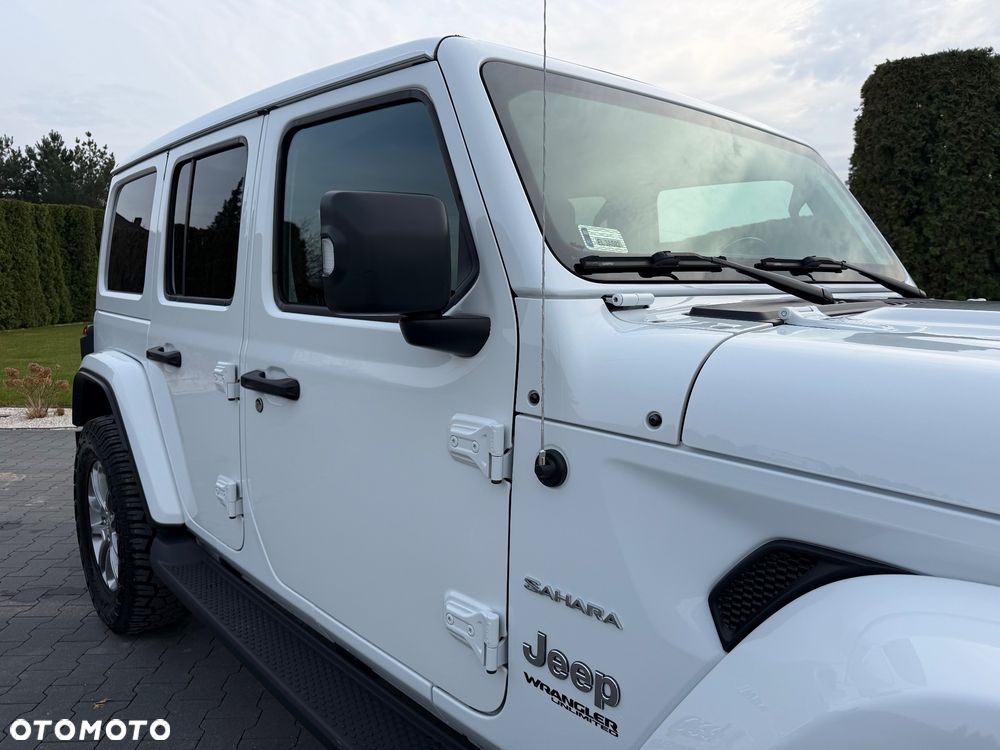 Jeep Wrangler Unlimited GME 2.0 Turbo Sahara - 19