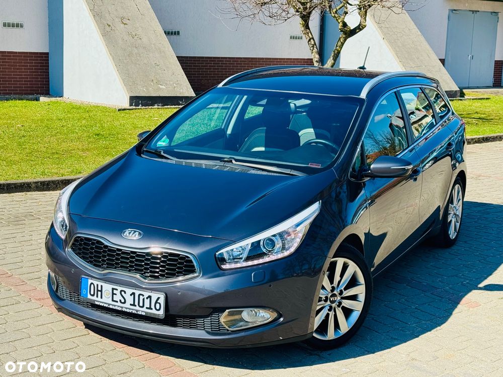 Kia Ceed 1.6 CRDi 128 ISG Platinum Edition - 1