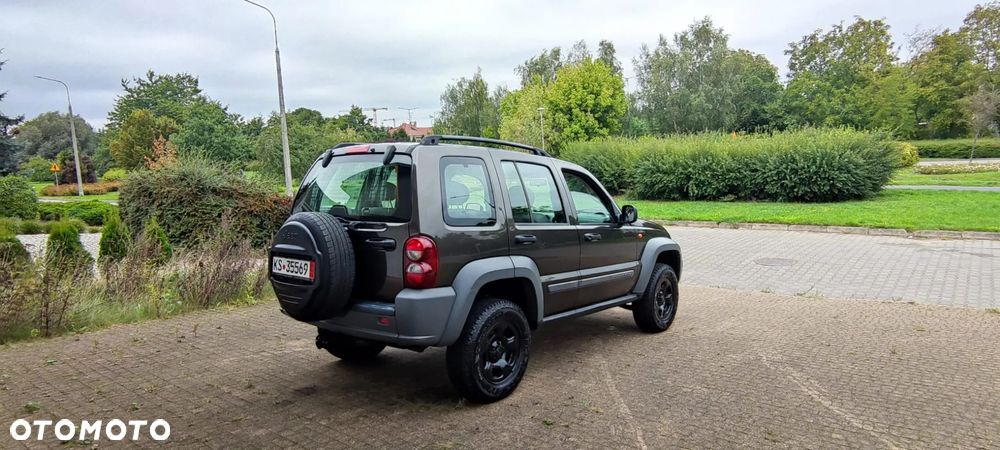 Jeep Cherokee 2.4 Sport - 20