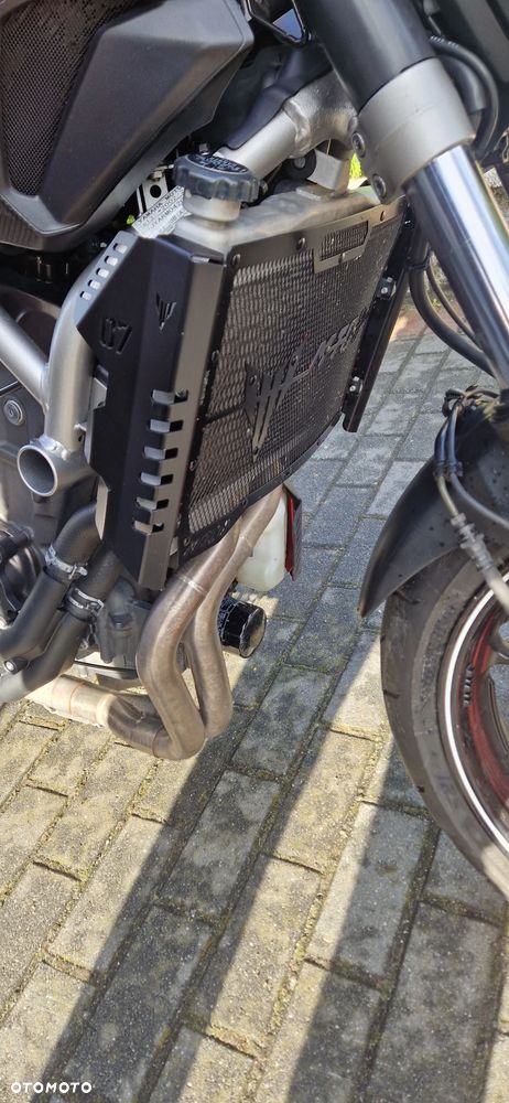 Yamaha MT - 16