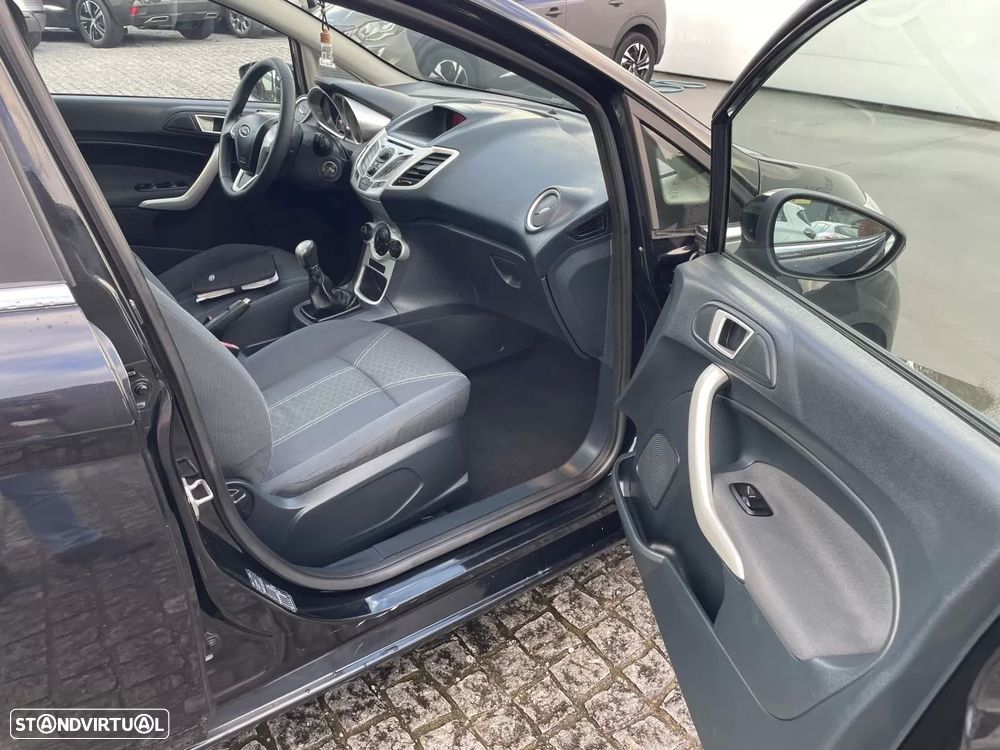 Ford Fiesta 1.25 Titanium - 20
