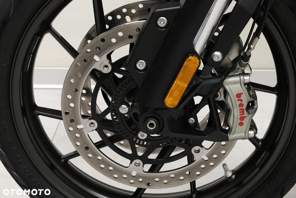 Triumph Tiger - 35