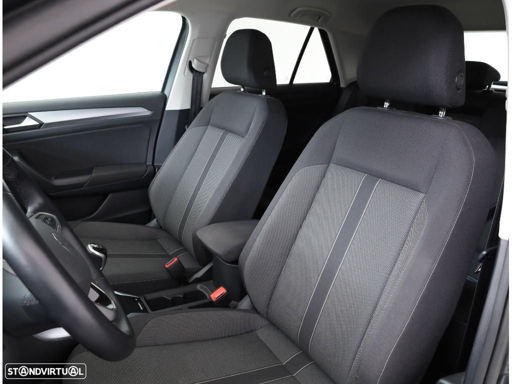 VW T-Roc 1.0 TSI Urban - 24