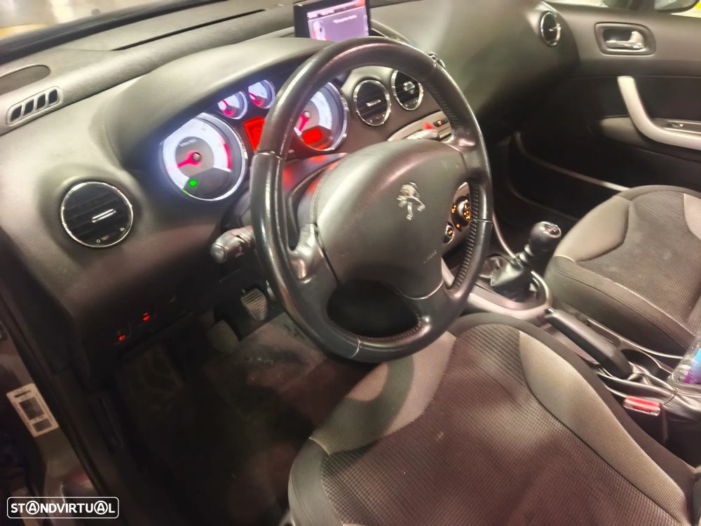 Peugeot 308 SW 1.6 e-HDi Allure CVM6 - 18