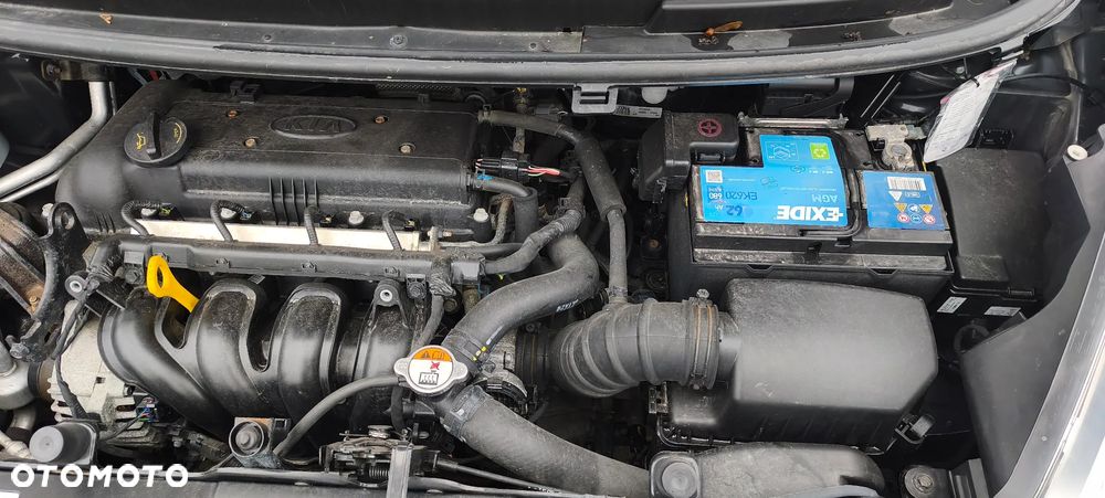 Kia Venga 1.4 Business Line - 16