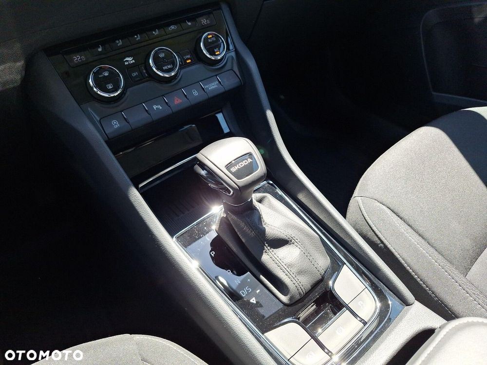 Skoda Karoq 1.5 TSI ACT Selection DSG - 16