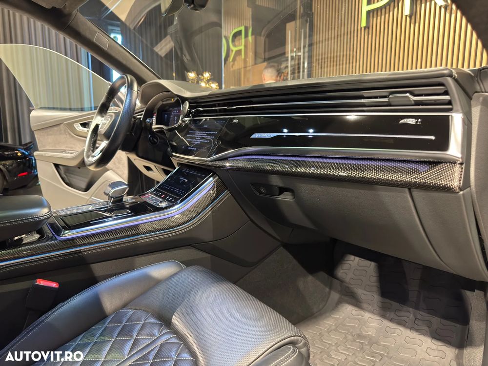 Audi SQ8 4.0 TFSI quattro Tiptronic - 27