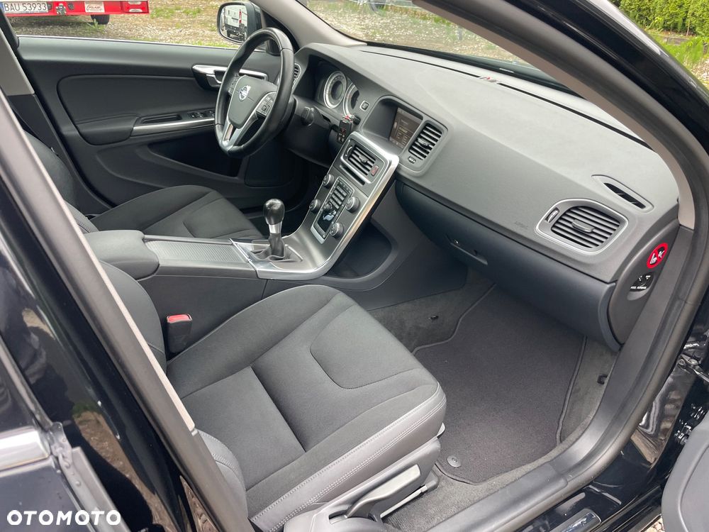 Volvo S60 D3 Summum - 30