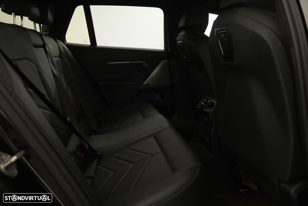 BMW 530 e Pack Desportivo M - 24