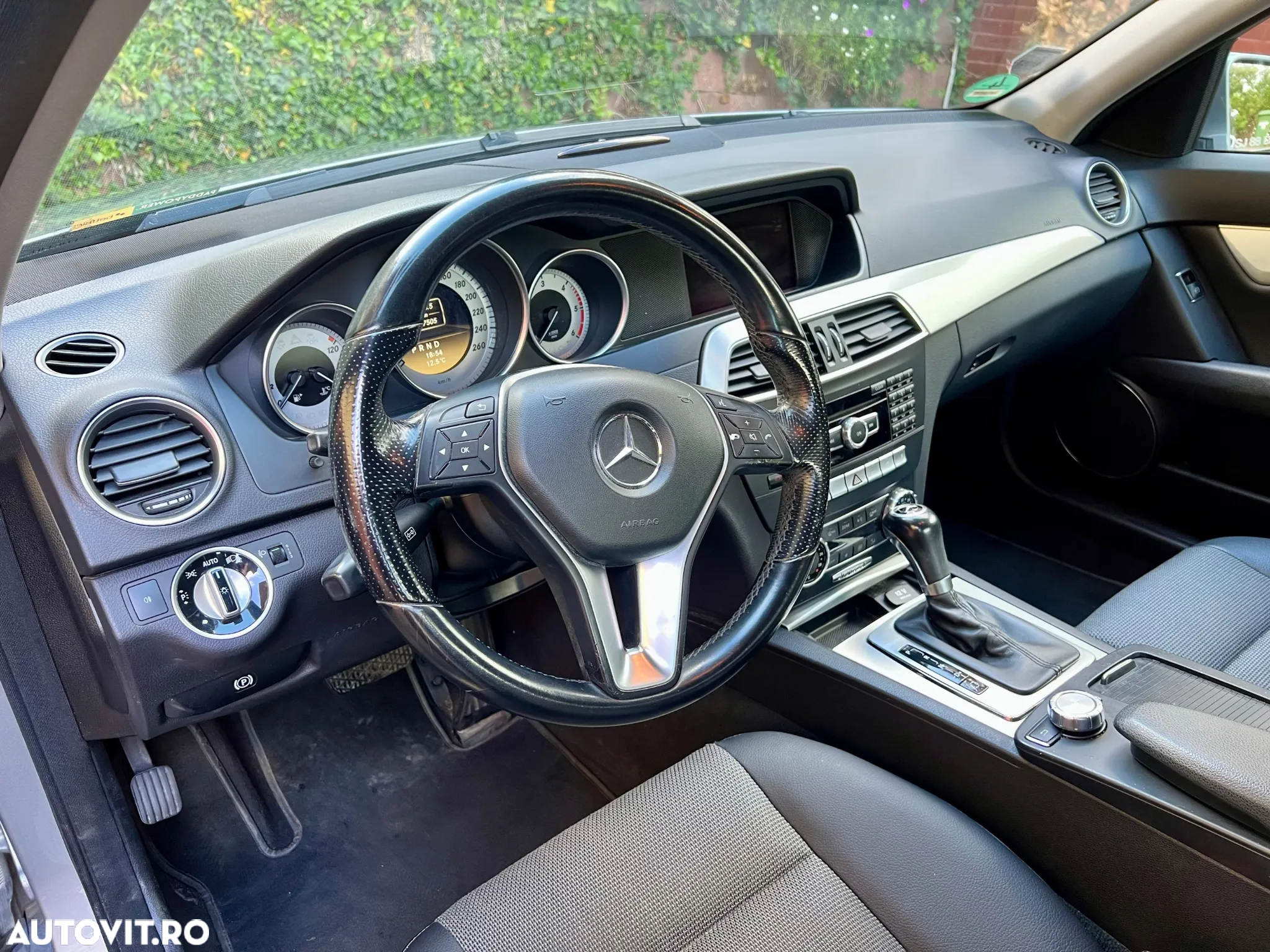 Mercedes-Benz C 220 (BlueTEC) d 7G-TRONIC Avantgarde - 9