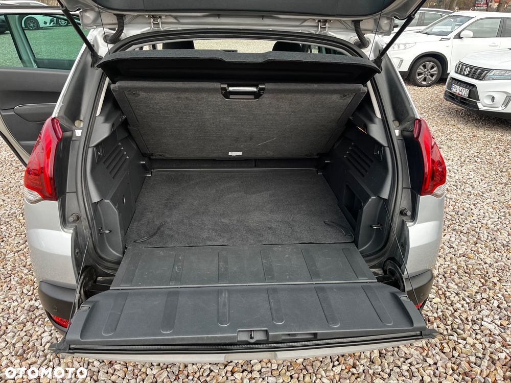 Peugeot 3008 1.6 BlueHDi Allure S&S EAT6 - 27