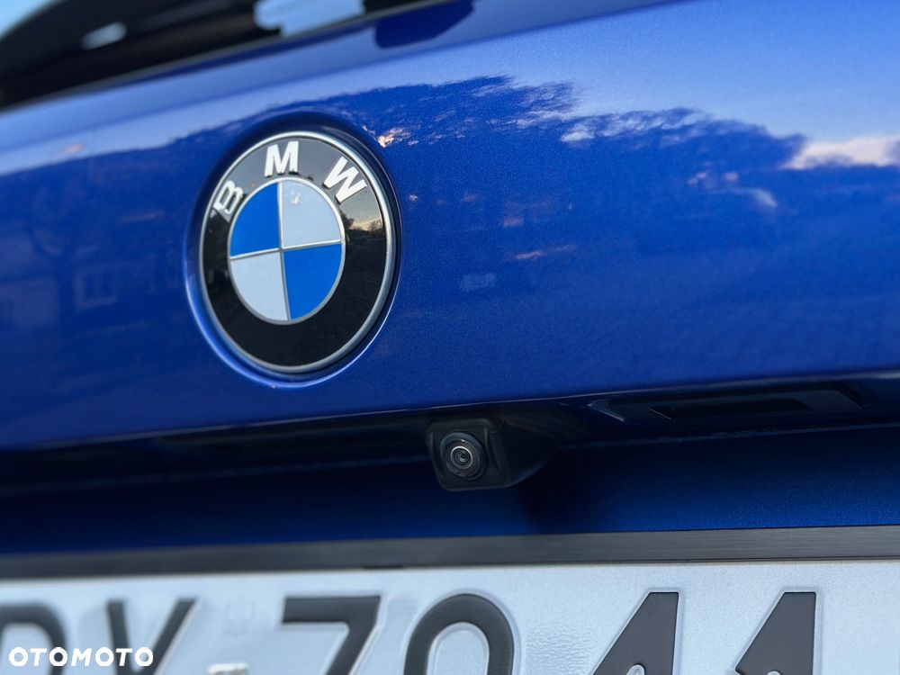 BMW Seria 3 318d M Sport - 12