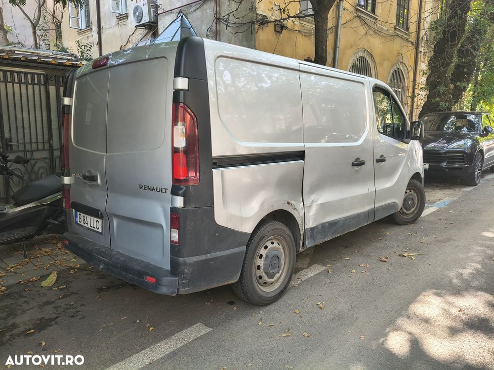 Renault TRAFIC - 5