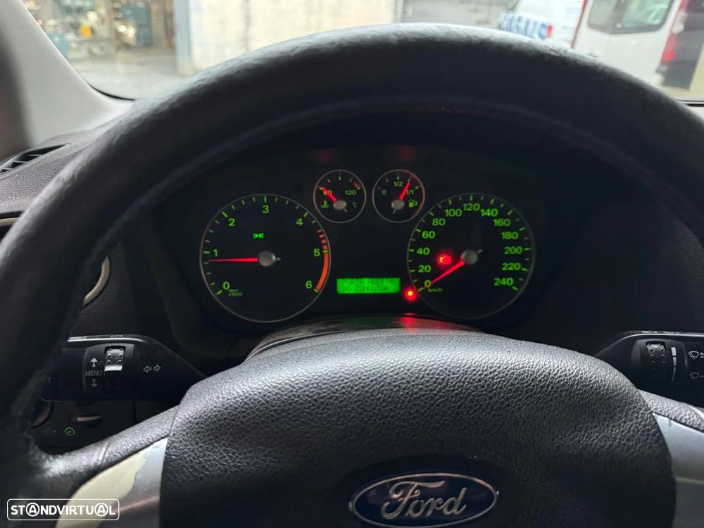 Ford Focus 1.6 TDCi Connection - 5