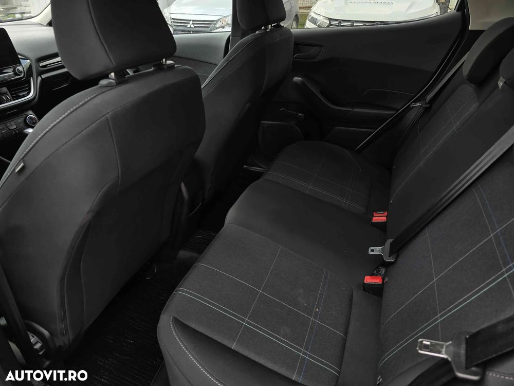 Ford Fiesta - 9