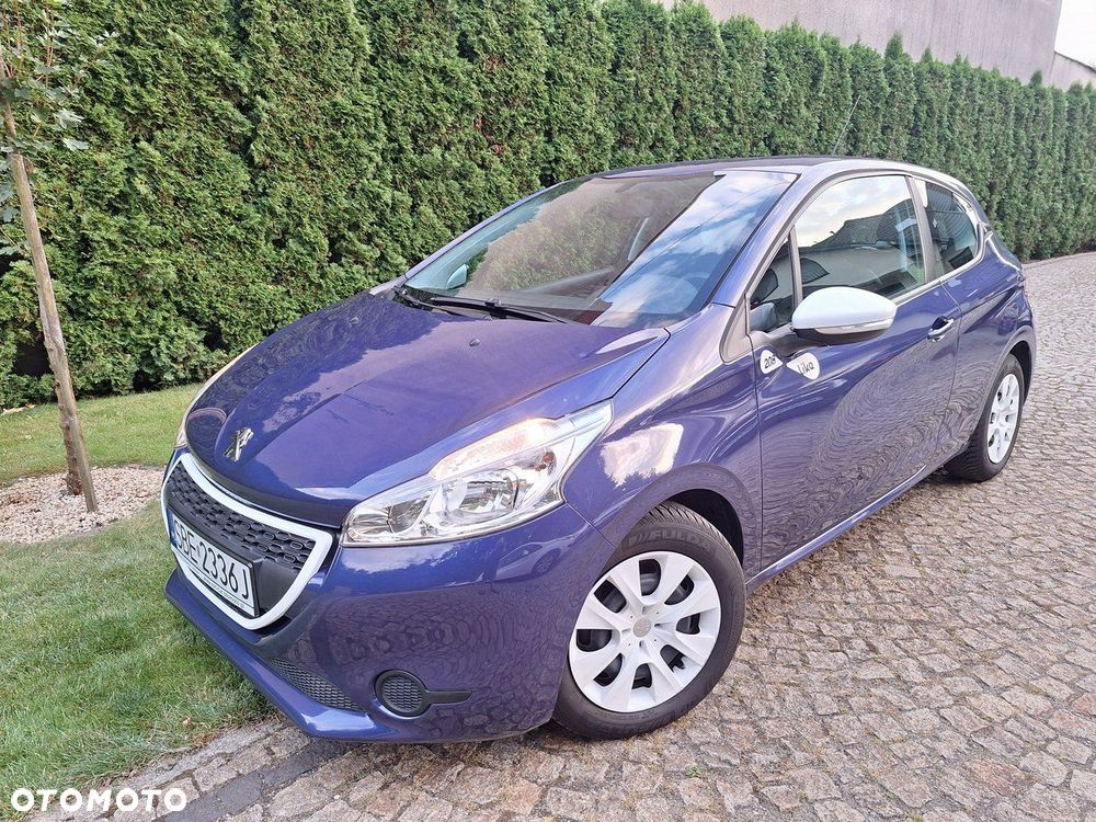 Peugeot 208 - 24