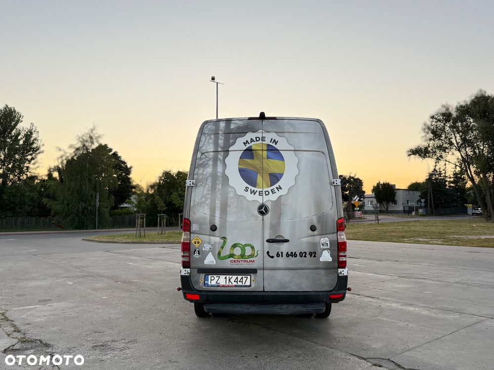 Mercedes-Benz Sprinter - 6