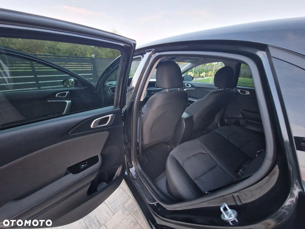 Kia Ceed 1.4 Smart Plus - 14