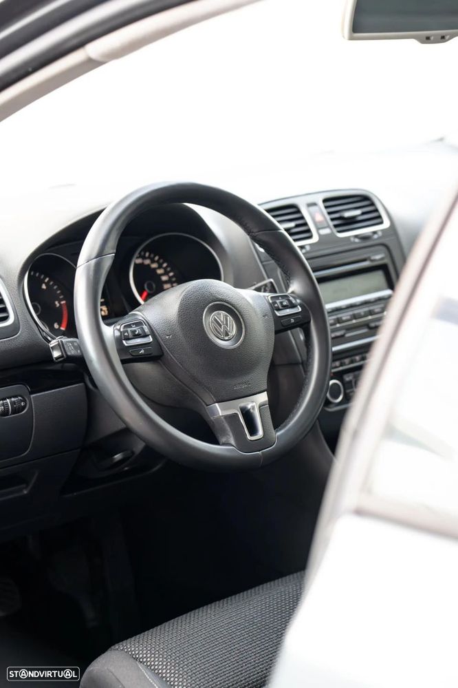VW Golf - 10