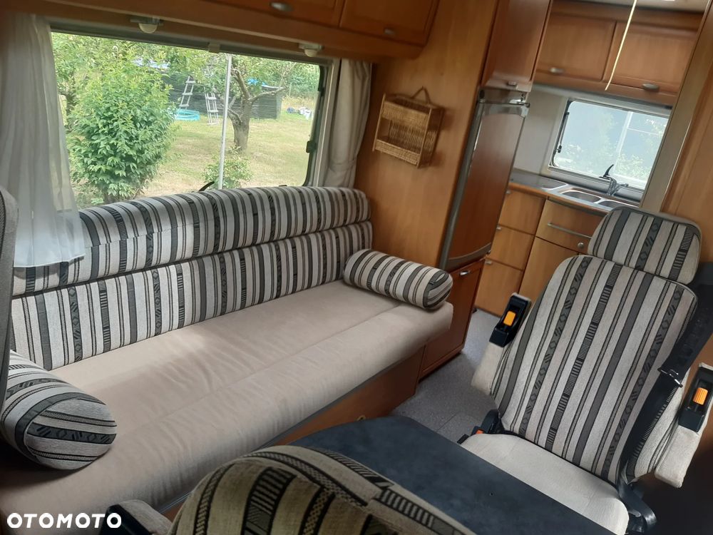 Hymer-Eriba E584 - 17