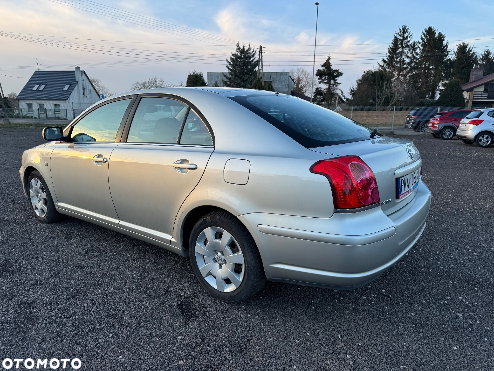 Toyota Avensis 1.8 VVT-i Sol - 5