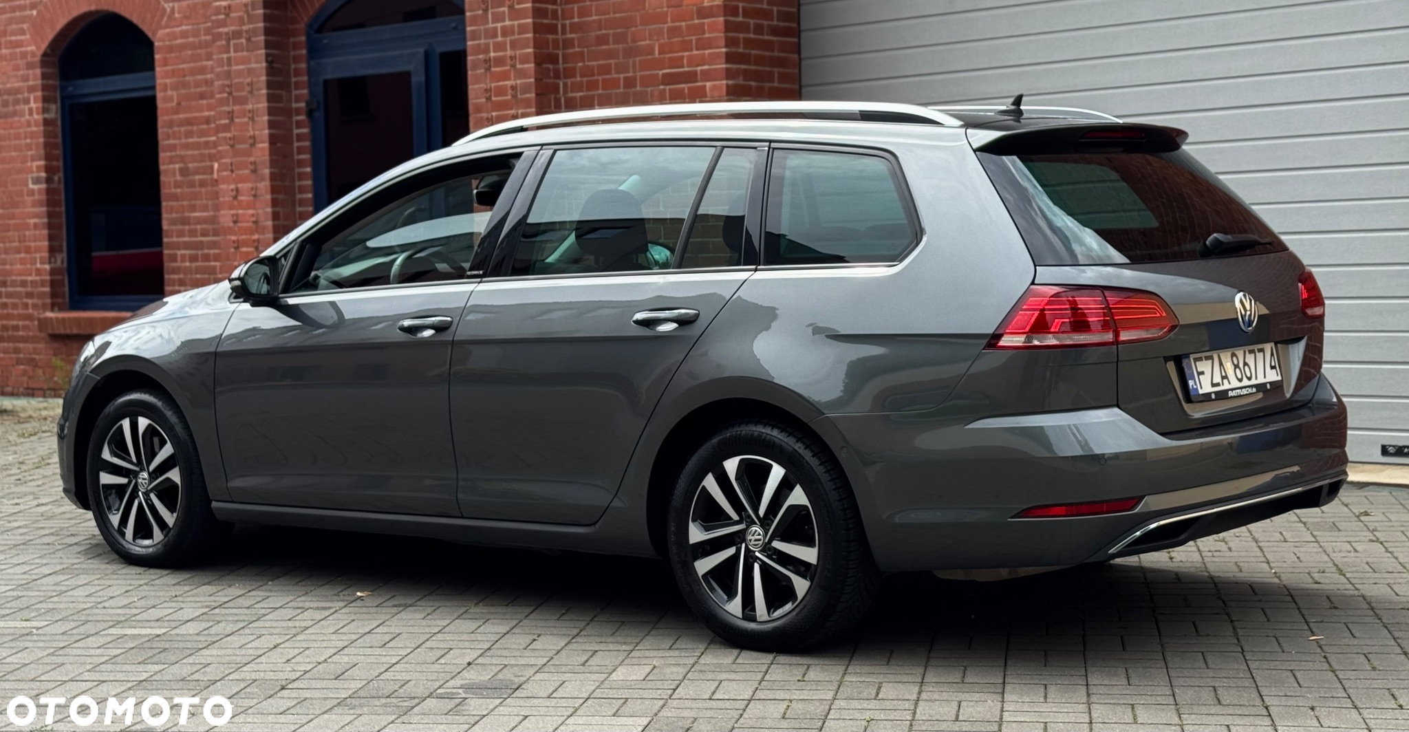 Volkswagen Golf 2.0 TDI SCR DSG IQ.DRIVE - 6