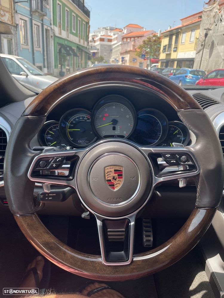 Porsche Cayenne S Tiptronic S - 12