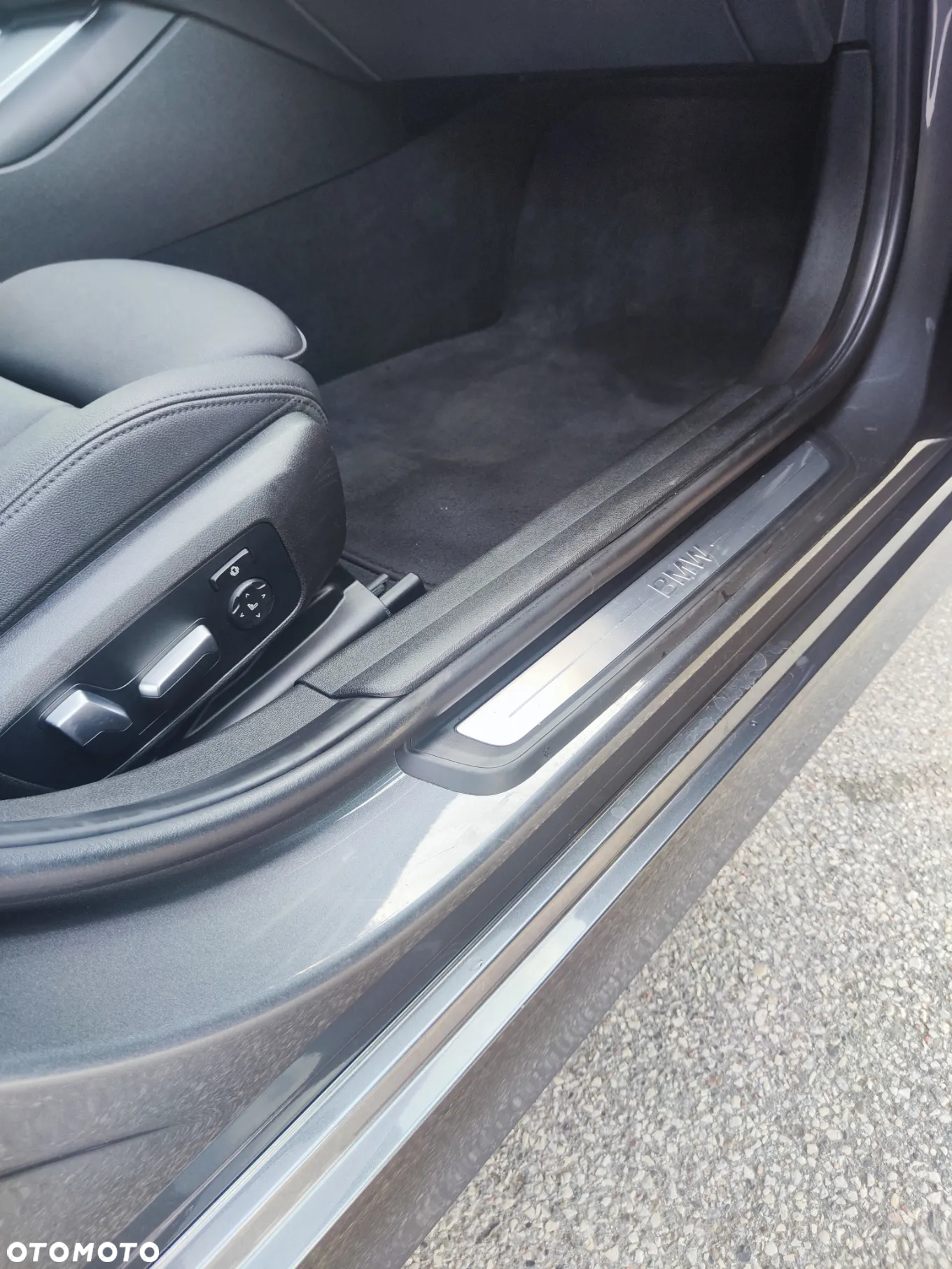BMW Seria 3 330i Sport Line - 20