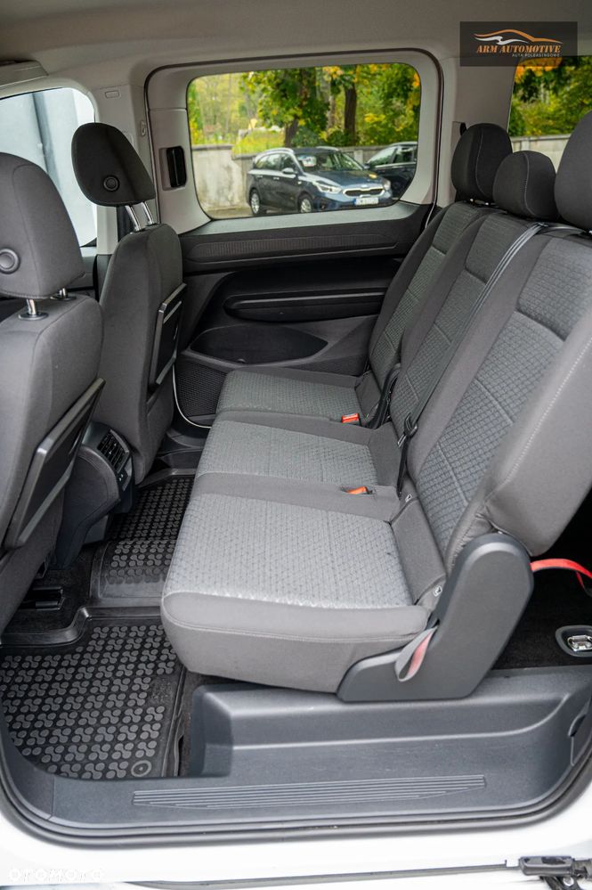 Ford Tourneo Connect 2.0 EcoBlue Titanium - 24