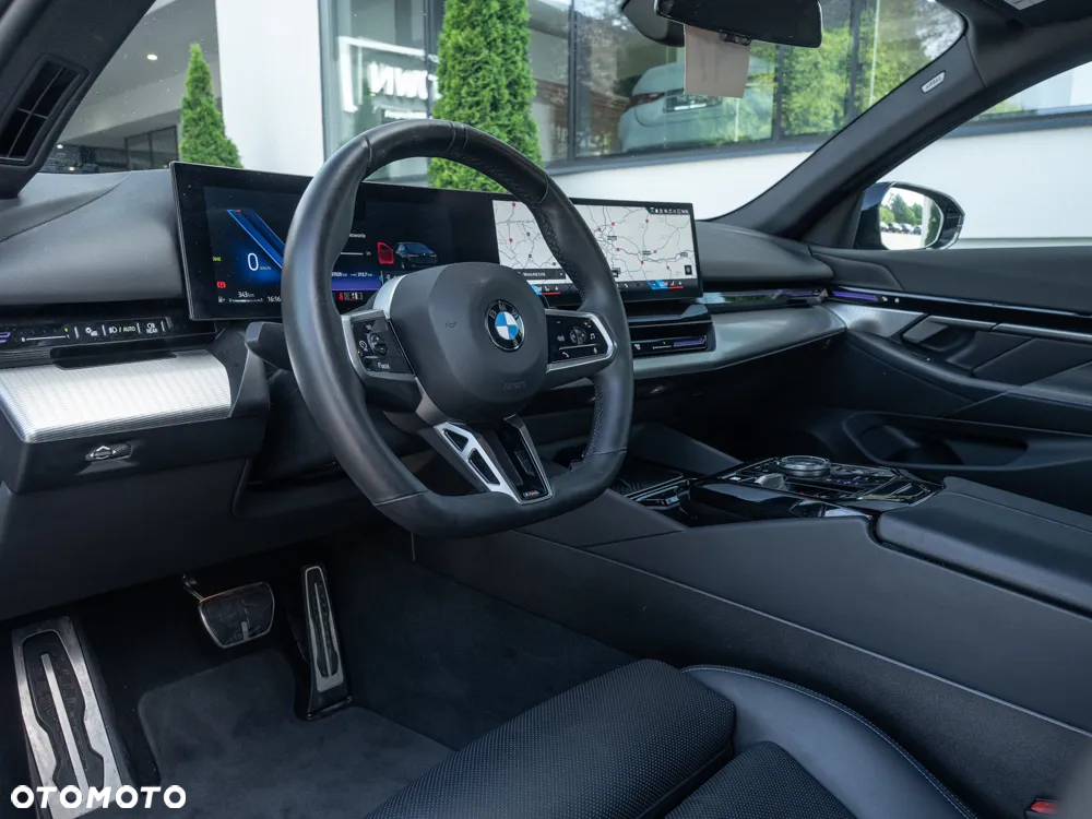 BMW Seria 5 520i - 5