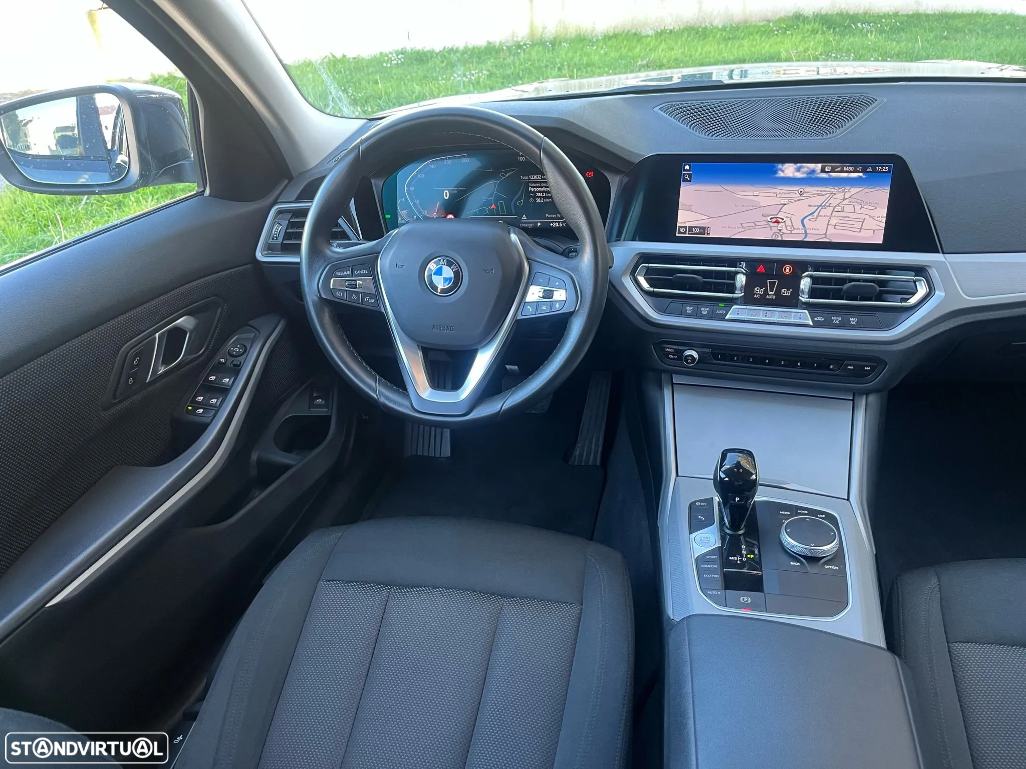 BMW 318 d Touring Auto - 30