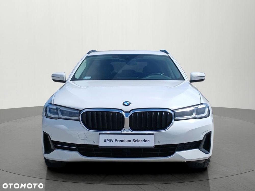 BMW Seria 5 518d - 10