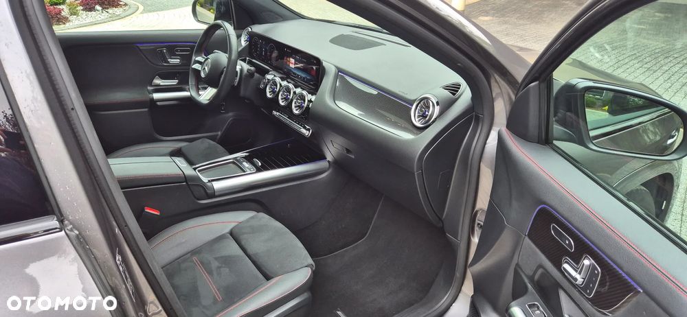 Mercedes-Benz GLA 220 d 4-Matic AMG Line - 20