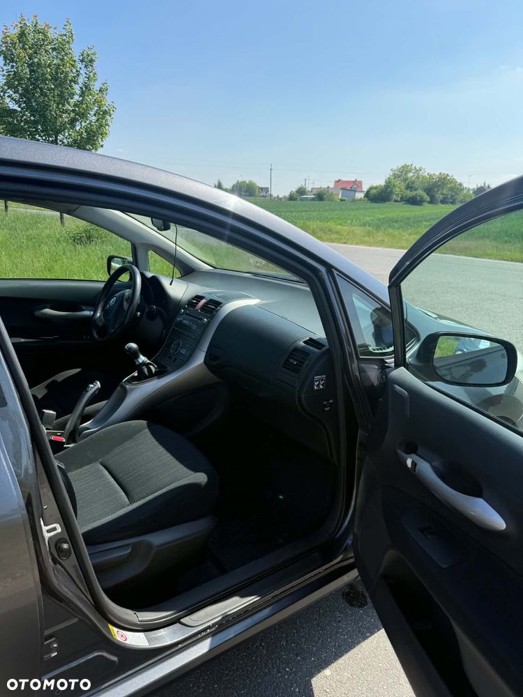 Toyota Auris 1.6 VVT-i Premium Start - 8
