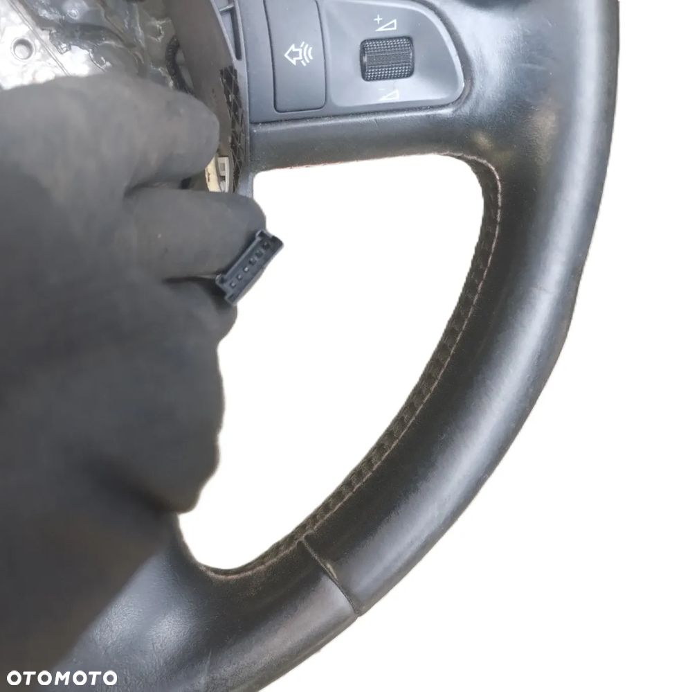 AUDI Q7 4L 05-10 r. KIEROWNICA MULTIFUNKCYJNA MULTIFUNKCJA 4F0419091DG + - 3