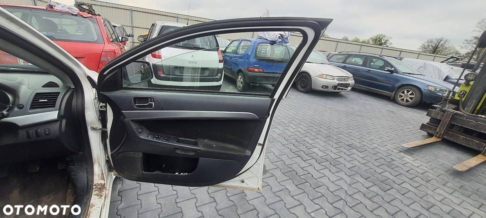 DRZWI PRAWY PRZÓD MITSUBISHI LANCER VIII W37 - 3