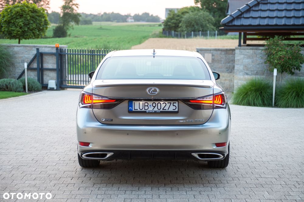 Lexus GS - 5